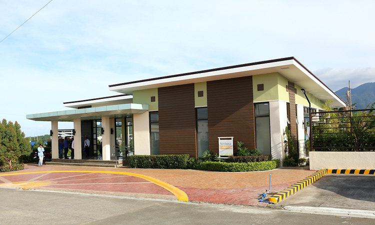 suntrust-sentosa-clubhouse